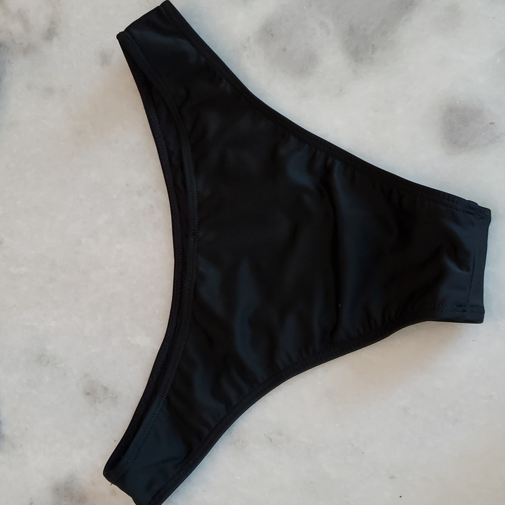 2pc bikini - Picture 2 of 4